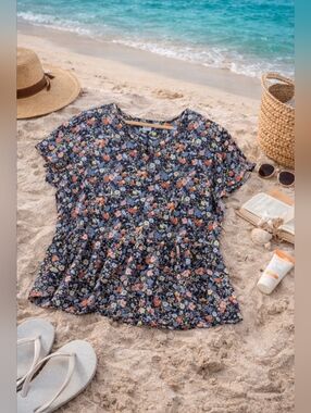 GAP|  Medium Blouse | Flutter Sleeves | V-Neck w/Tie